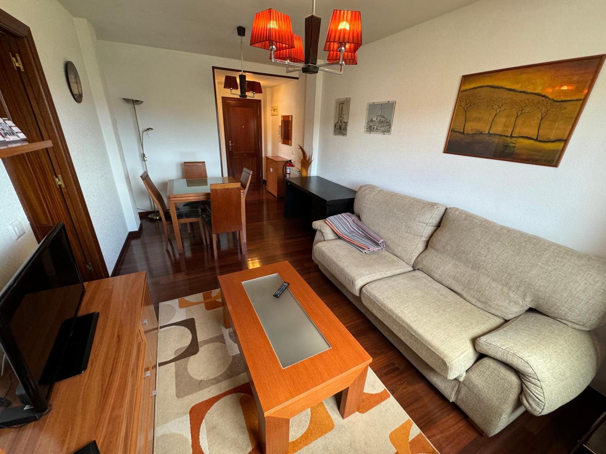 Garaje Y Piscina Comunitaria! Apartment Суансес Екстериор снимка